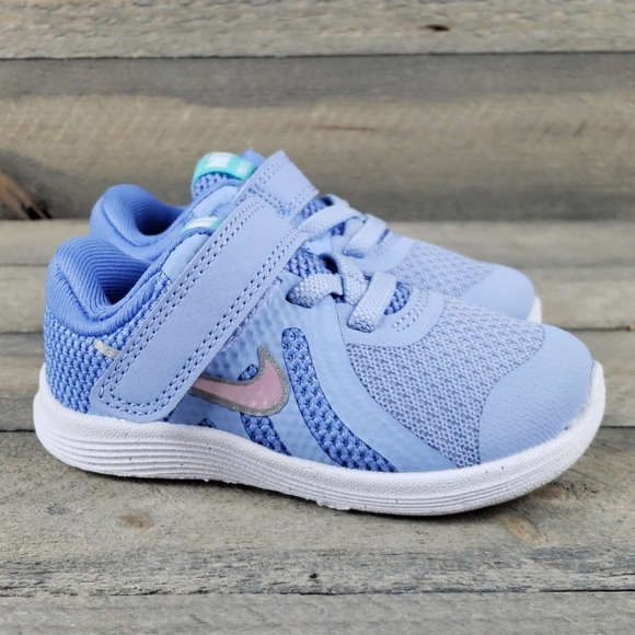 nike revolution 4 td